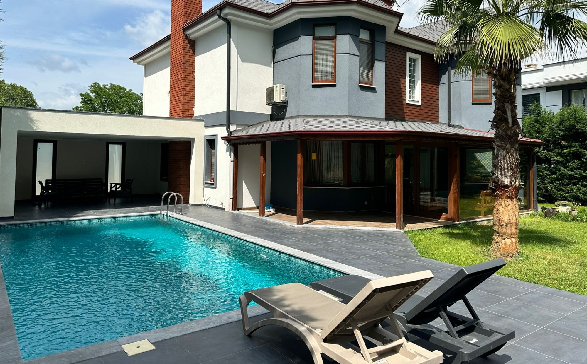 bisnev Villa & Bungalov